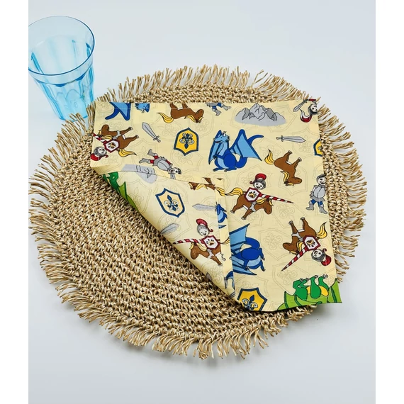 Egyrétegű iskolai textil szalvéta- lovagok