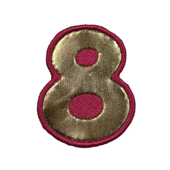 Hímzett számlap textil zászlófüzérhez arany alapon pink színben